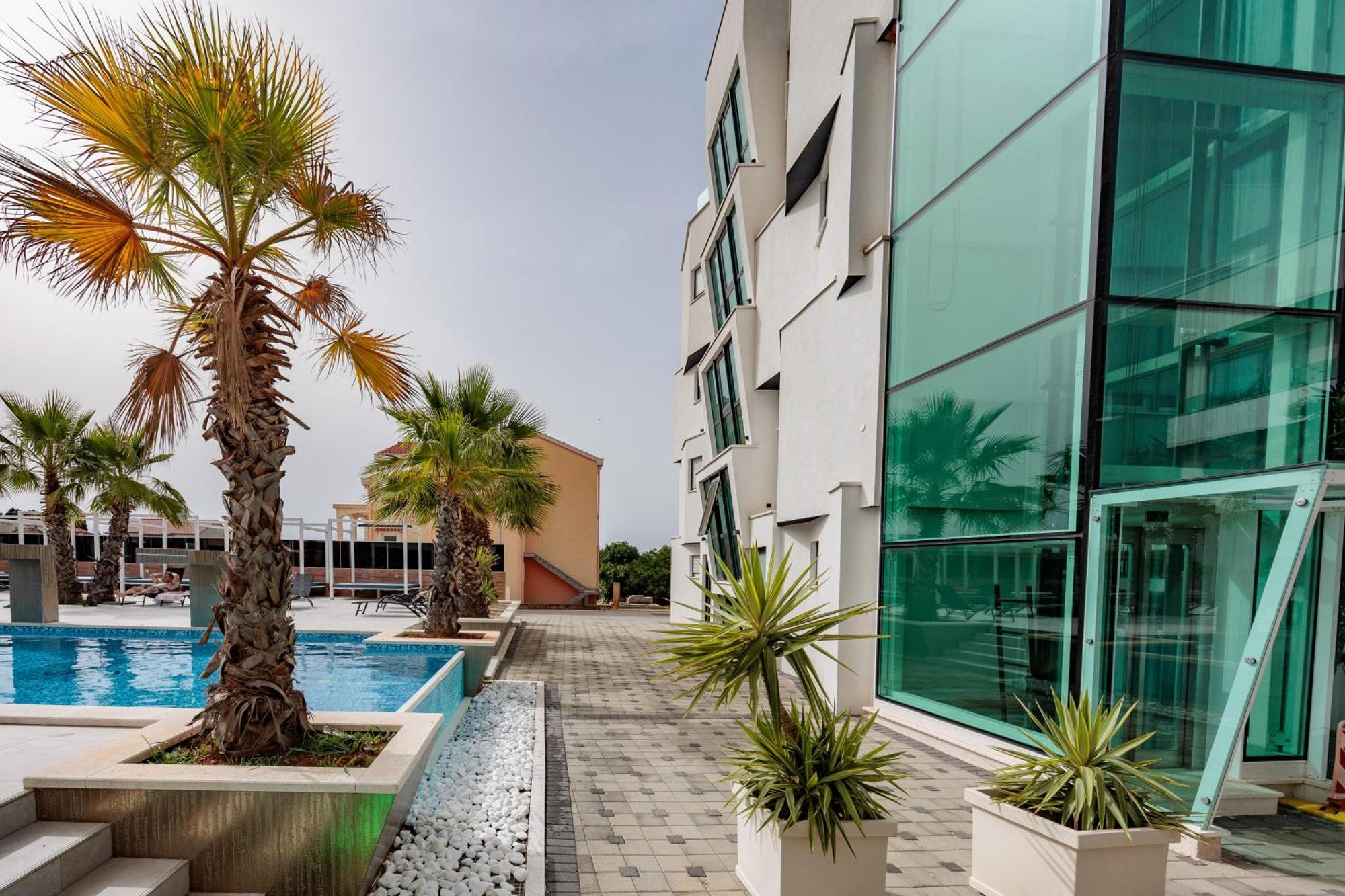 Boutique Residence Cosmopolis Bibinje Zewnętrze zdjęcie